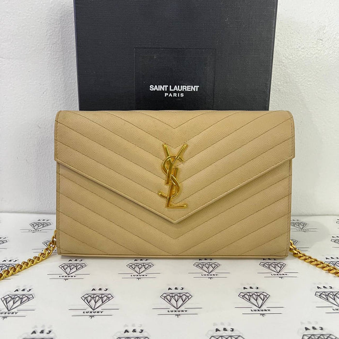 [PRE LOVED] Yves Saint Laurent Medium Wallet on Chain in Beige Grain De Poudre Leather GHW
