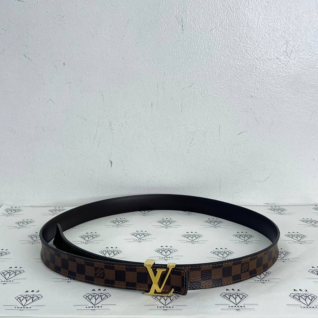 [PRE LOVED] Louis Vuitton Iconic Reversible Belt in Damier Ebene Canvass Size 85