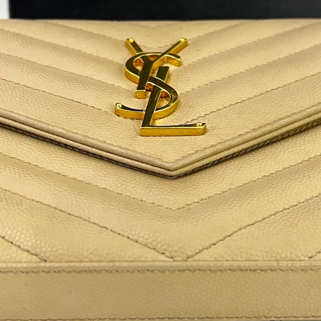 [PRE LOVED] Yves Saint Laurent Medium Wallet on Chain in Beige Grain De Poudre Leather GHW