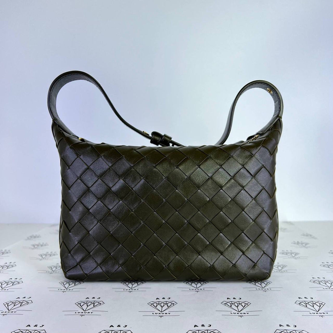 [PRE LOVED] Bottega Veneta Wallace in Green Intrecciato Leather GHW