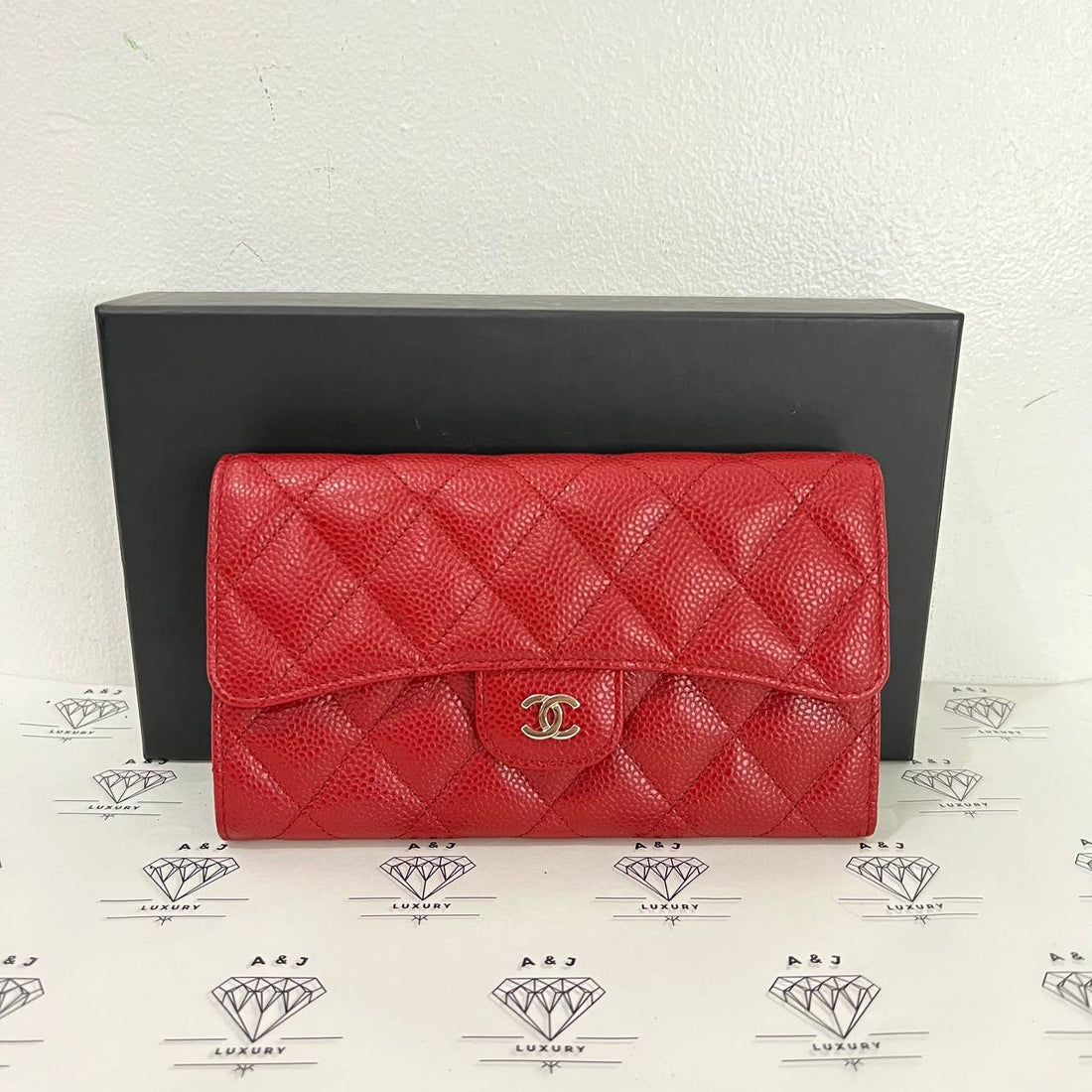 [PRE LOVED] Chanel Trifold Wallet in Red Caviar SHW  (Series 21)