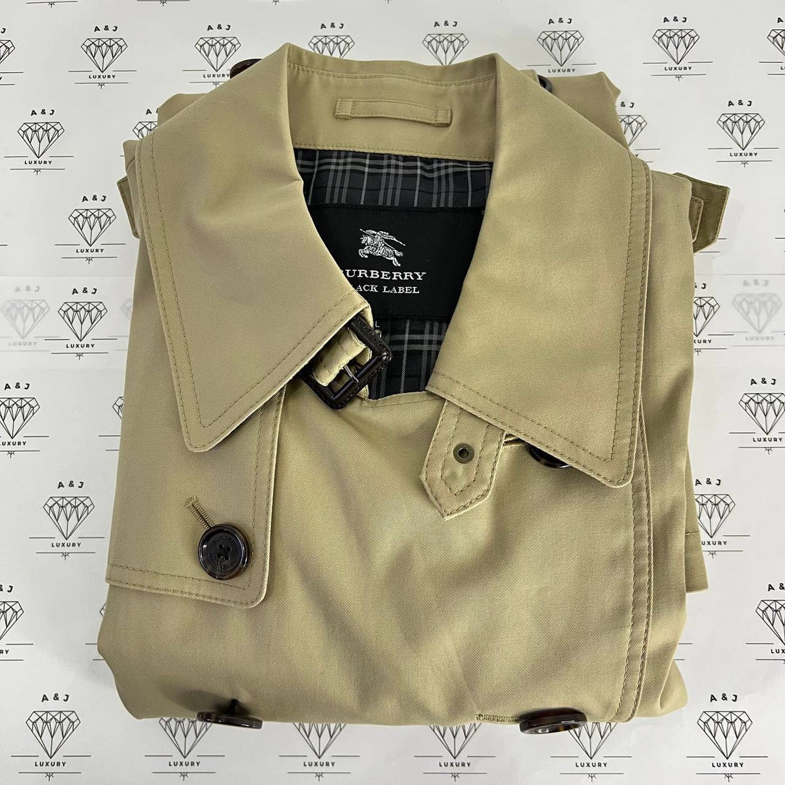 [PRE LOVED] Burberry Black Label Trench Coat in Beige Size Large