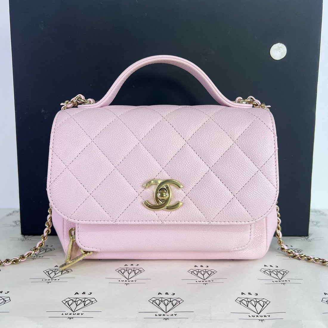 [PRE LOVED] Chanel 22P Collection Small Business Affinity in Light Pink Caviar Leather Light Gold HW (microchipped)