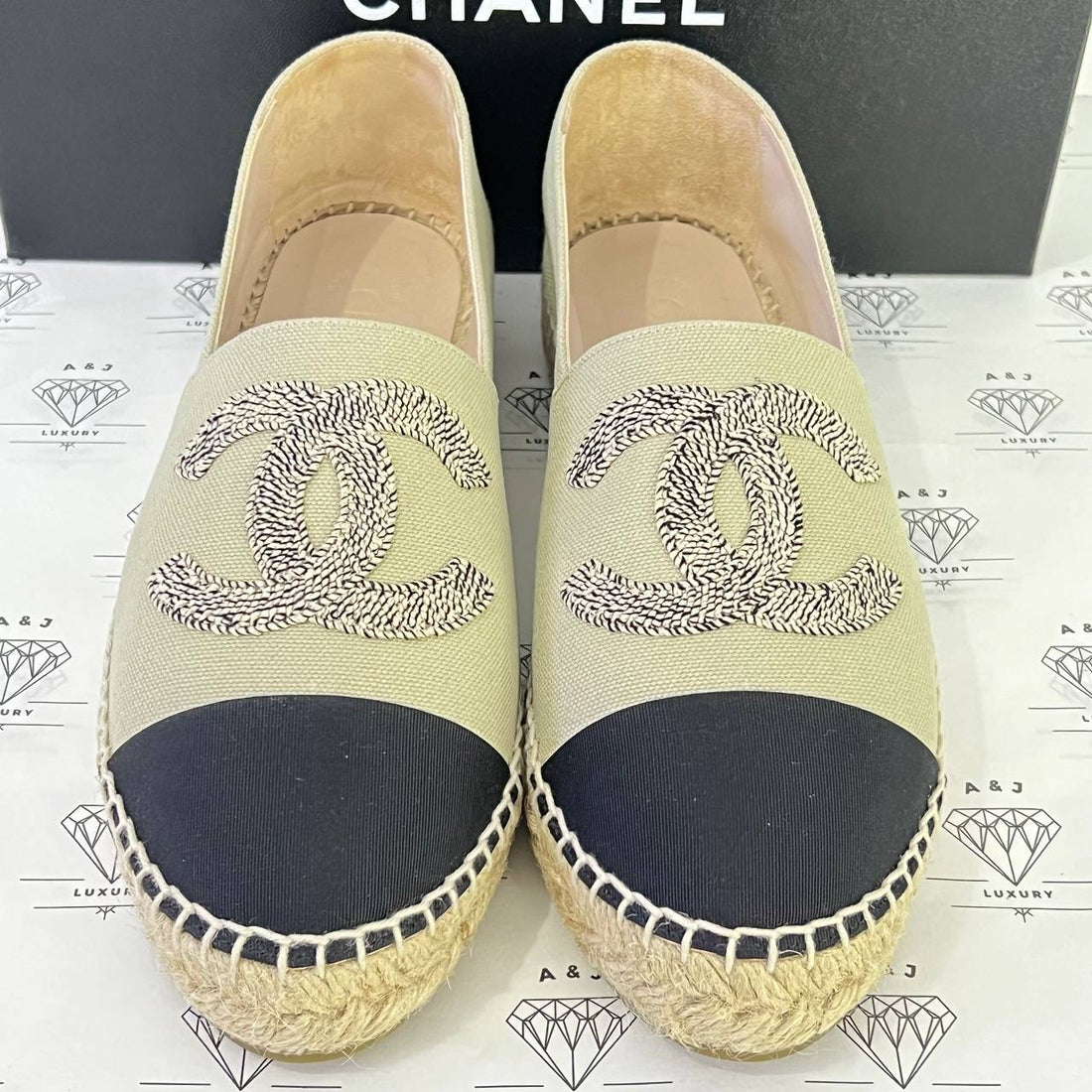 [PRE LOVED] Chanel Espadrilles in Green Size 40EU