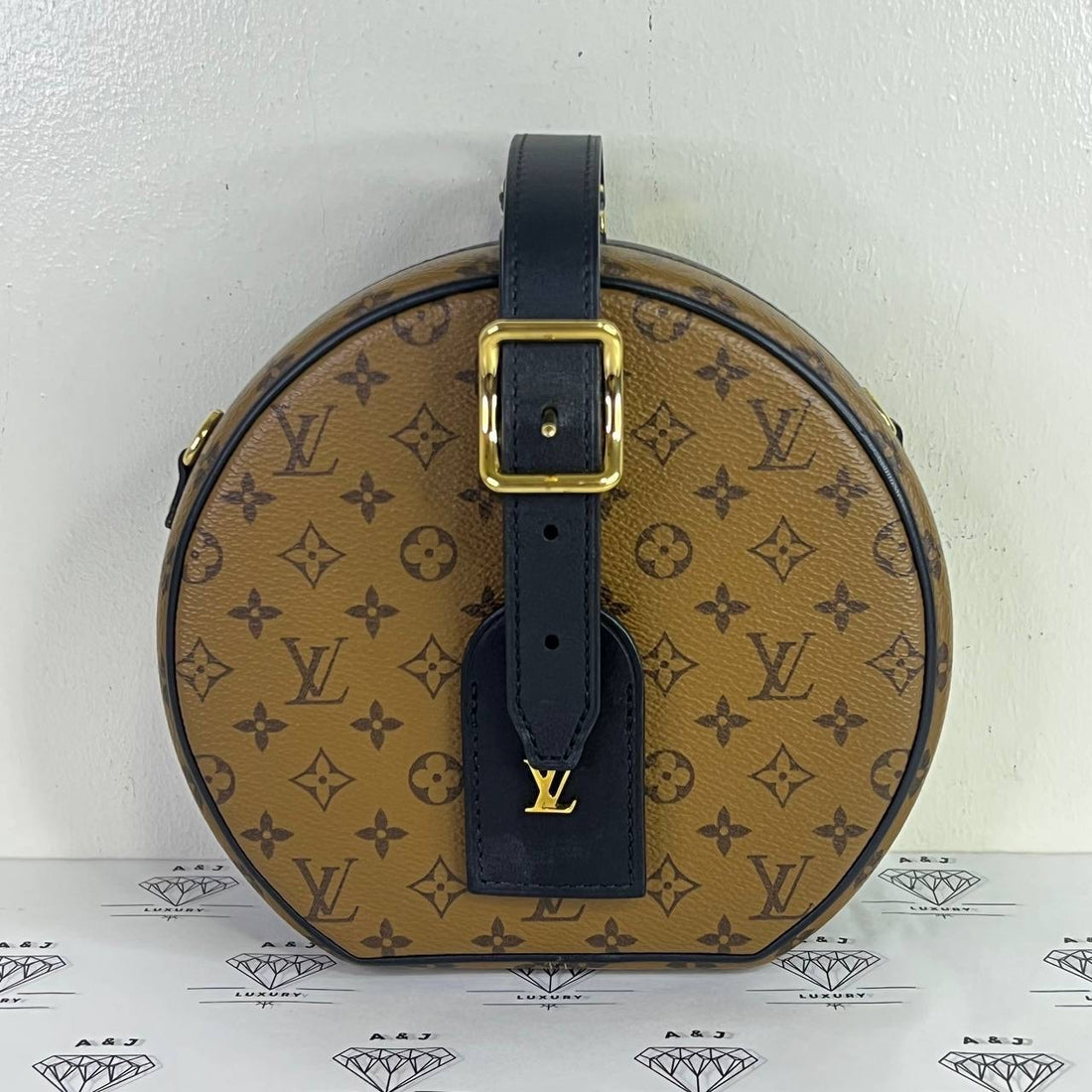 [PRE LOVED] Louis Vuitton Petite Boite Chapeau in Reverse Monogram Canvass (DR4187)