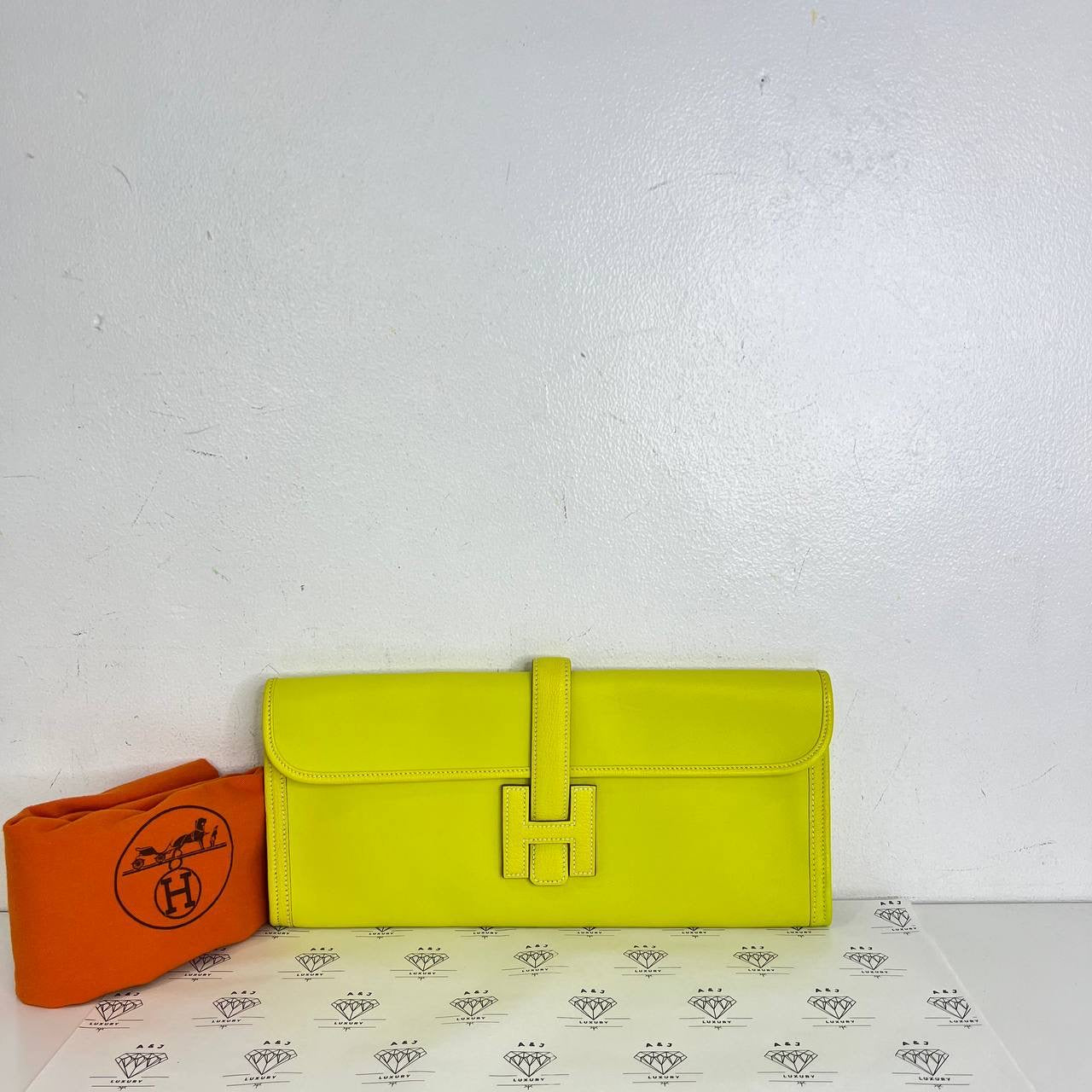 [PRE LOVED] Hermes Jige Clutch in Lime Clemence/Swift Leather