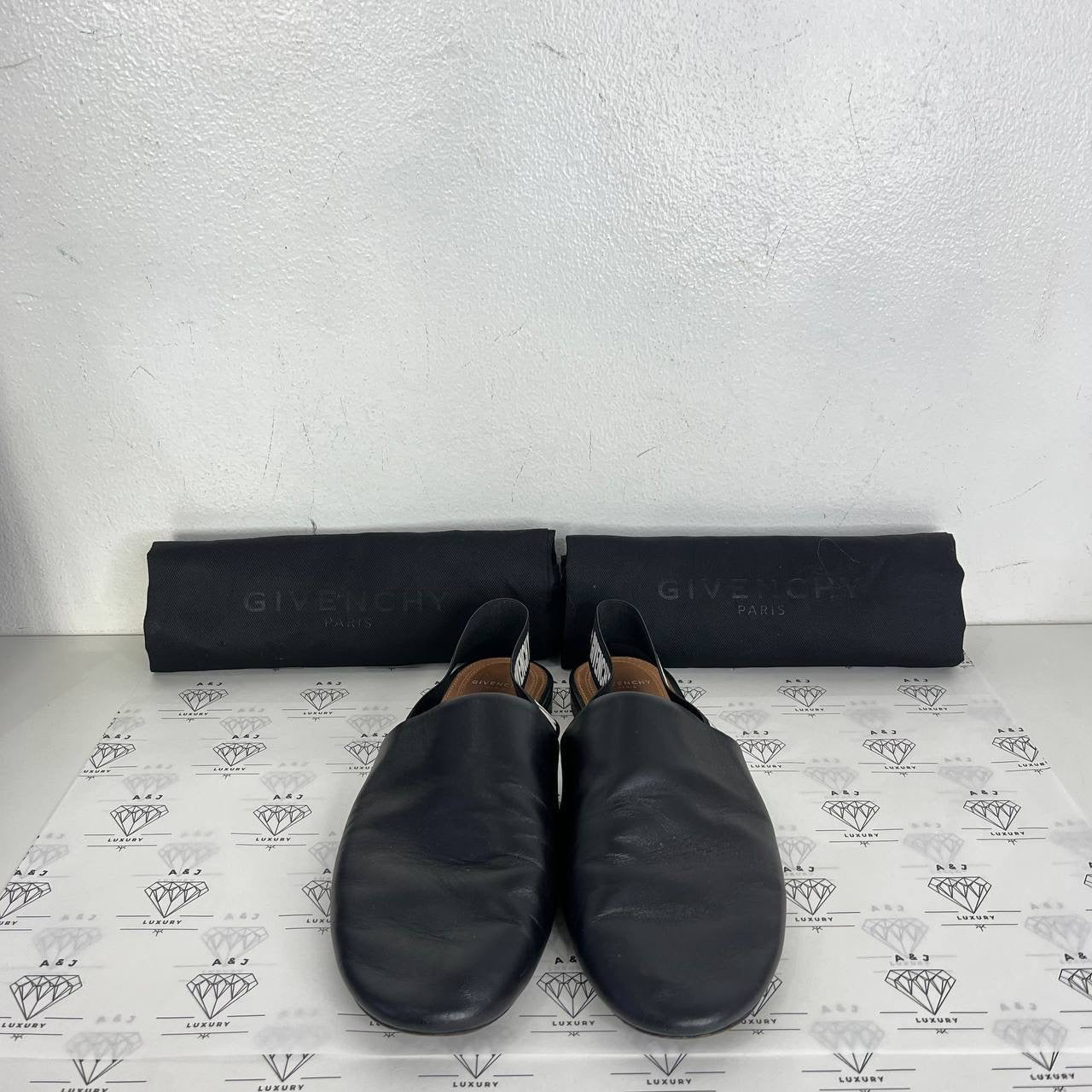 [PRE LOVED] Givenchy Rivington Slingback Mule in Black Size 38EU