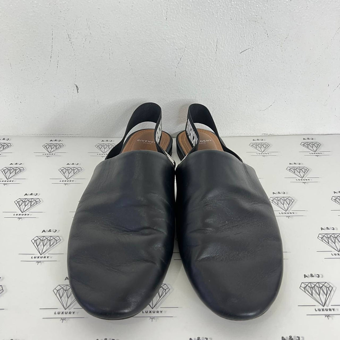 [PRE LOVED] Givenchy Rivington Slingback Mule in Black Size 38EU
