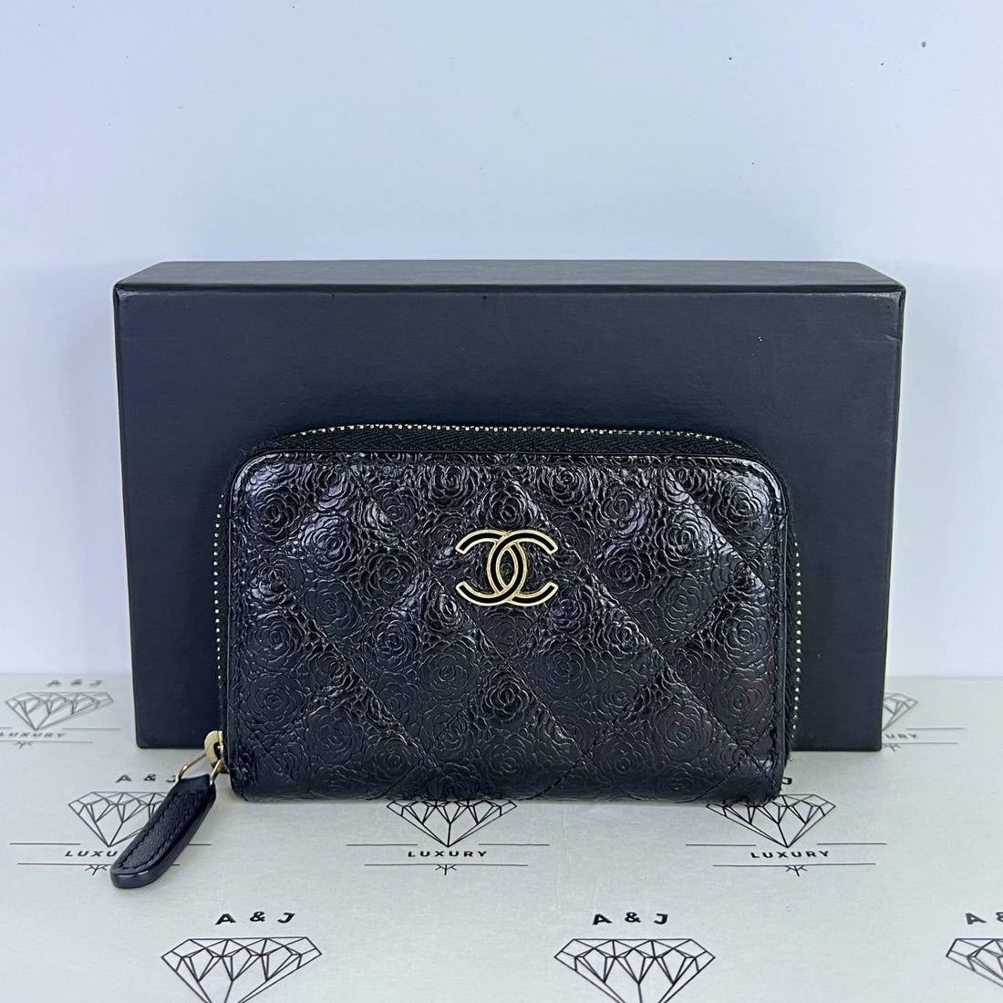 [PRE LOVED] Chanel Camellia Zippy Coin Purse in Black GHW (Series 26)