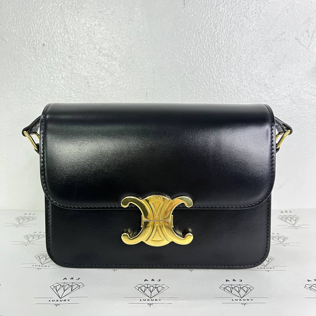 [PRE LOVED] Celine Teen Triomphe in Black Calfskin Leather GHW