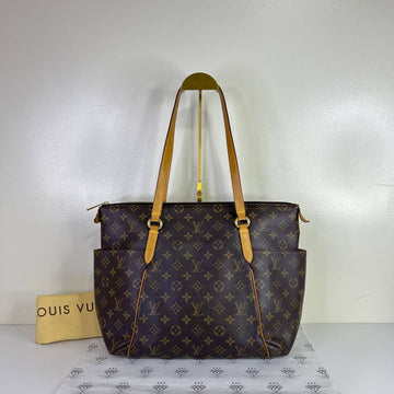 [PRE LOVED] Louis Vuitton Totally MM in Monogram Canvass (MB0150)