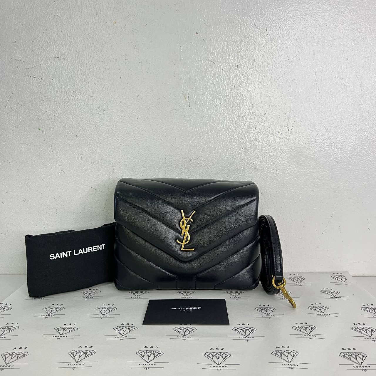 [PRE LOVED] YSL Toy Loulou in Black GHW