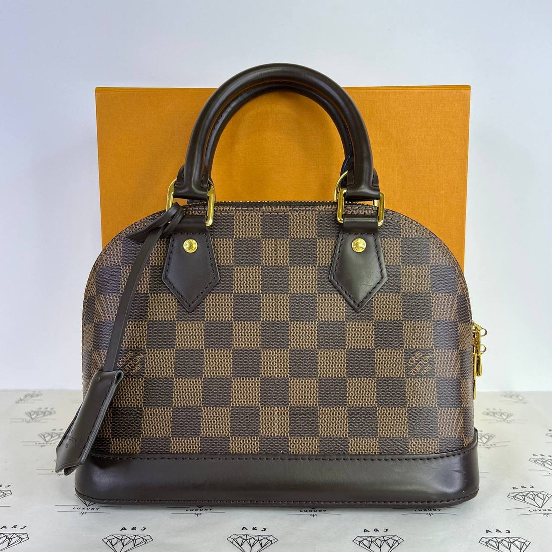 [PRE LOVED] Louis Vuitton Alma BB in Damier Ebene Canvass (AA4250)