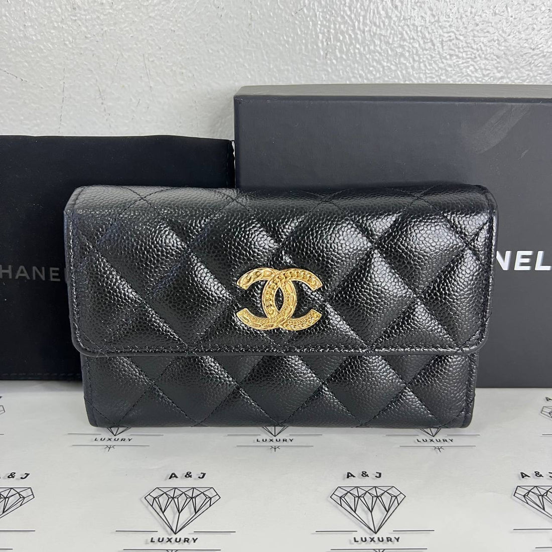 [PRE LOVED] Chanel Seasonal Medium Flap Wallet in Black Caviar GHW (microchipped)