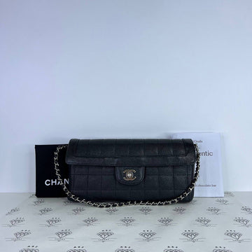 [PRE LOVED] Chanel Chocolate Bar East West in Black Caviar SHW (Series 6)