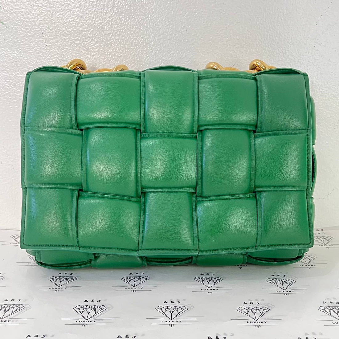 [PRE LOVED] Bottega Veneta Chain Cassette Bag in Parakeet Intrecciato Leather GHW