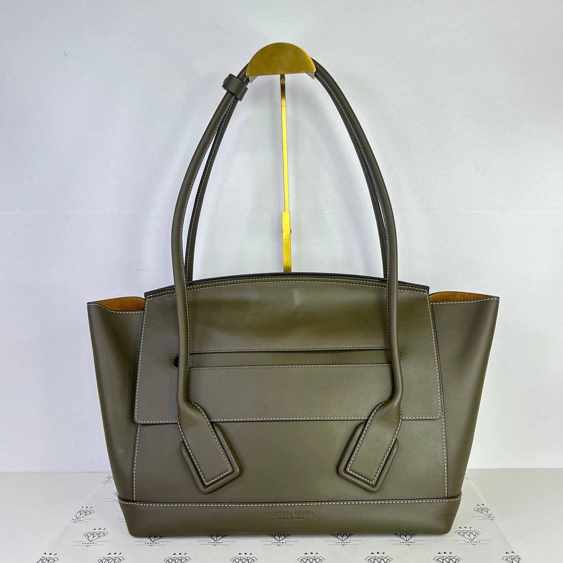 [PRE LOVED] Bottega Veneta Arco 33 Tote Bag in Khaki