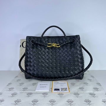 [PRE LOVED] Bottega Veneta Medium Andiamo in Black Intrecciato Leather GHW