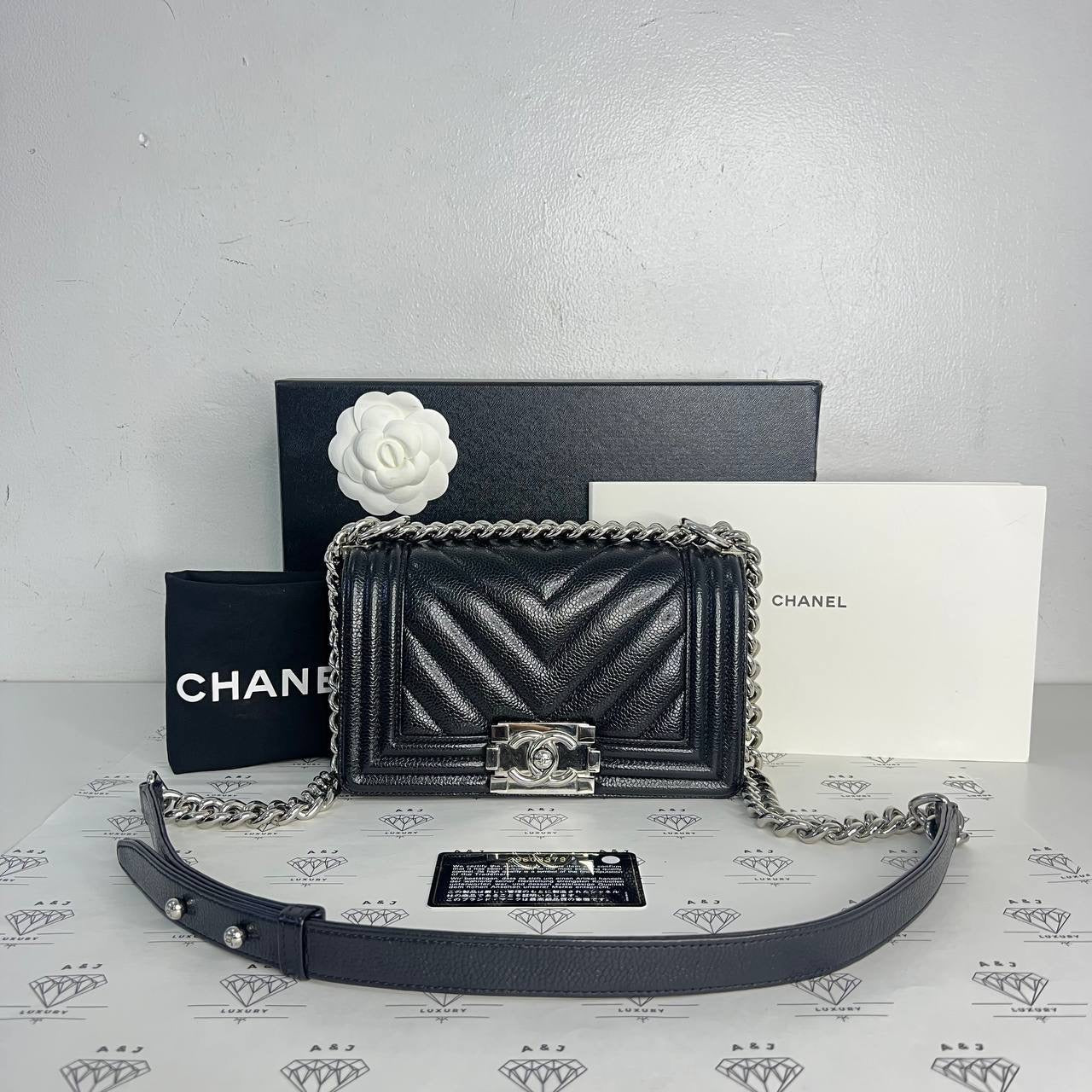 [PRE LOVED] Chanel Small Leboy Chevron in Black Caviar SHW (Series 29)