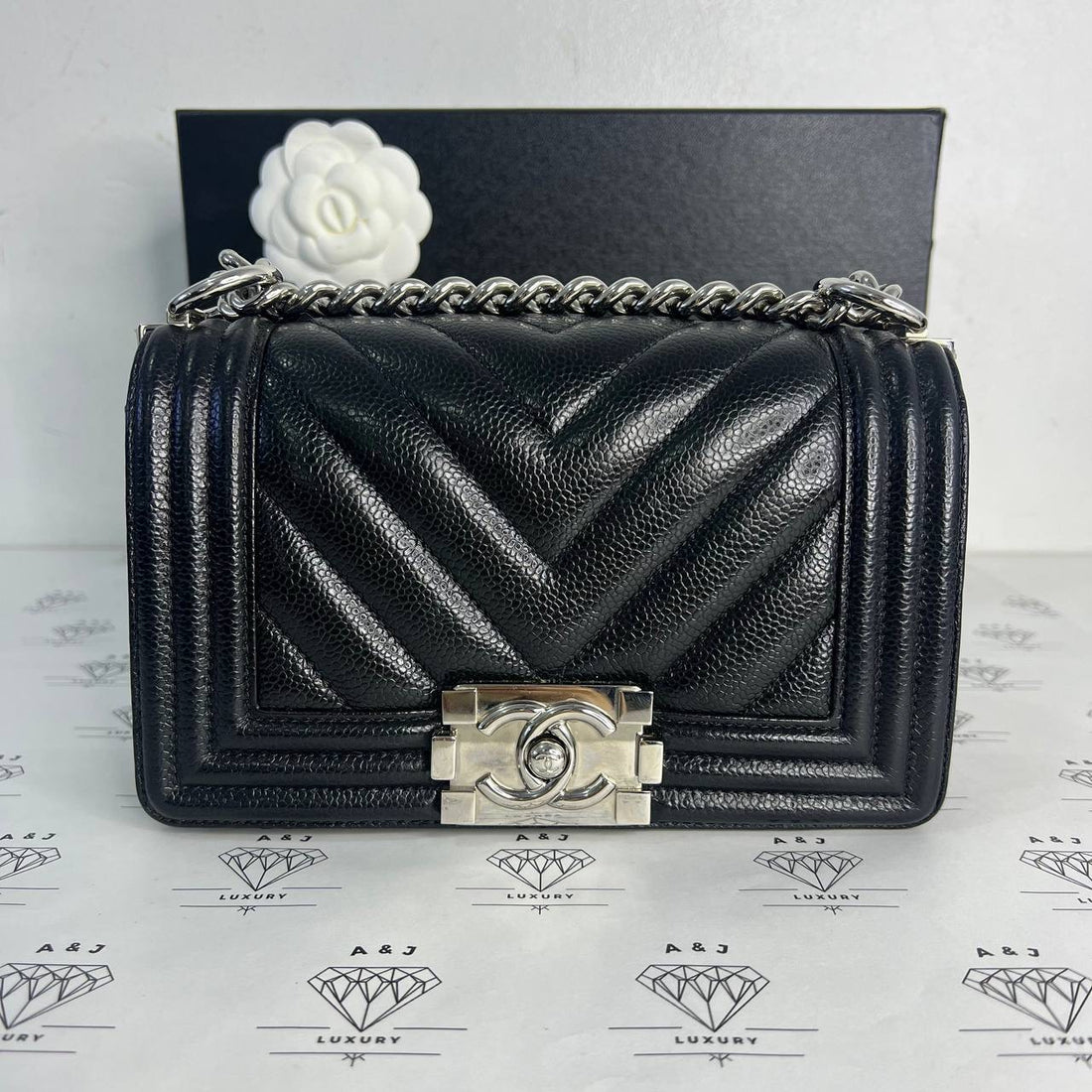 [PRE LOVED] Chanel Small Leboy Chevron in Black Caviar SHW (Series 29)