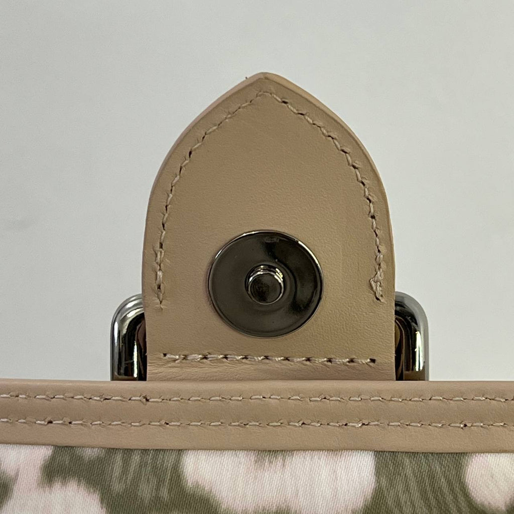 [PRE LOVED] Longchamp Amazone Shoulder Bag in Beige SHW