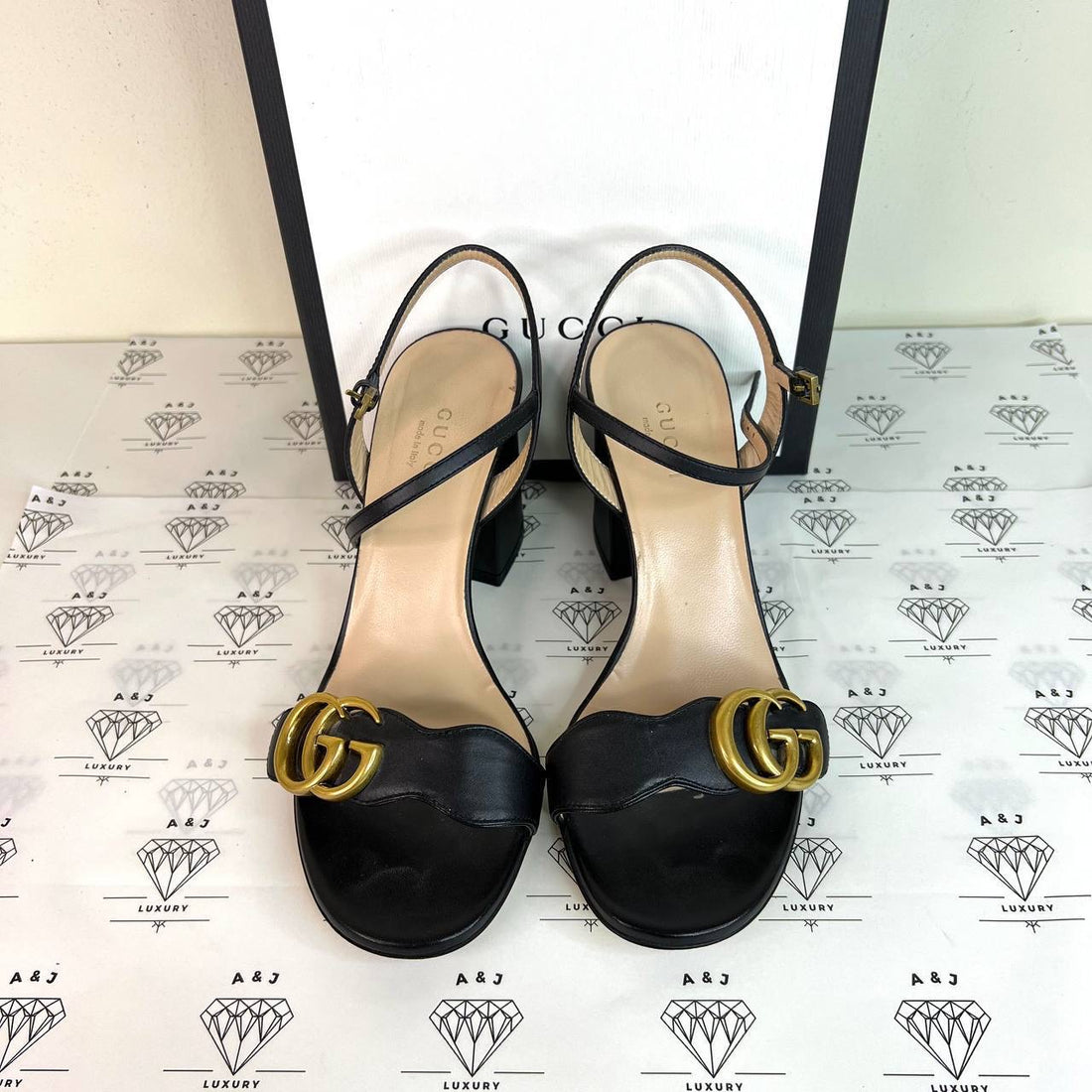 [PRE LOVED] Gucci Marmont Block Heels in Black Size 35.5EU