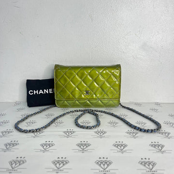 [PRE LOVED] Chanel Patent Wallet on Chain in Green/Blue SHW (Series 17)