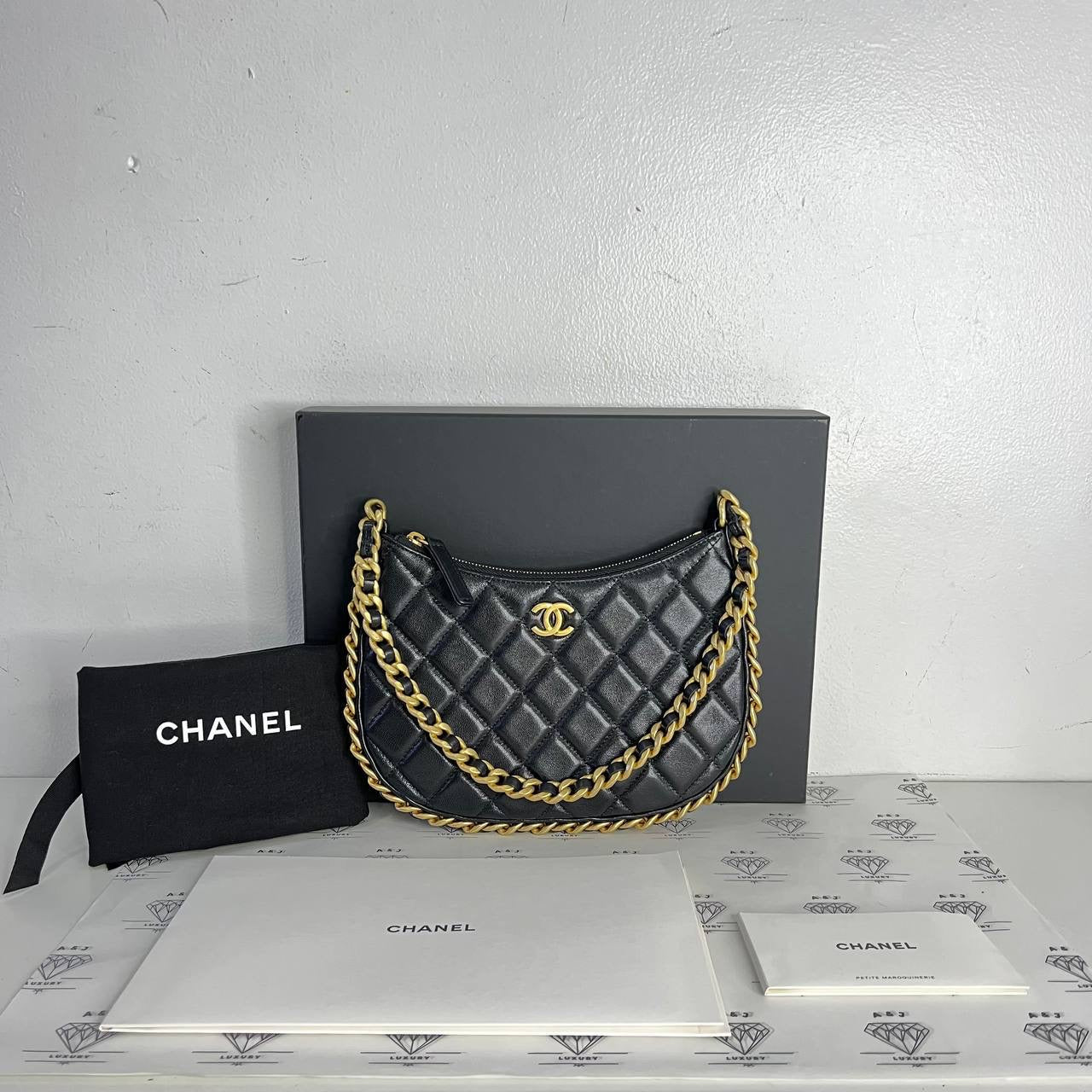 [PRE LOVED] Chanel Chain Around Hobo Bag in Black Lambskin Leather Aged Gold HW (microchipped)