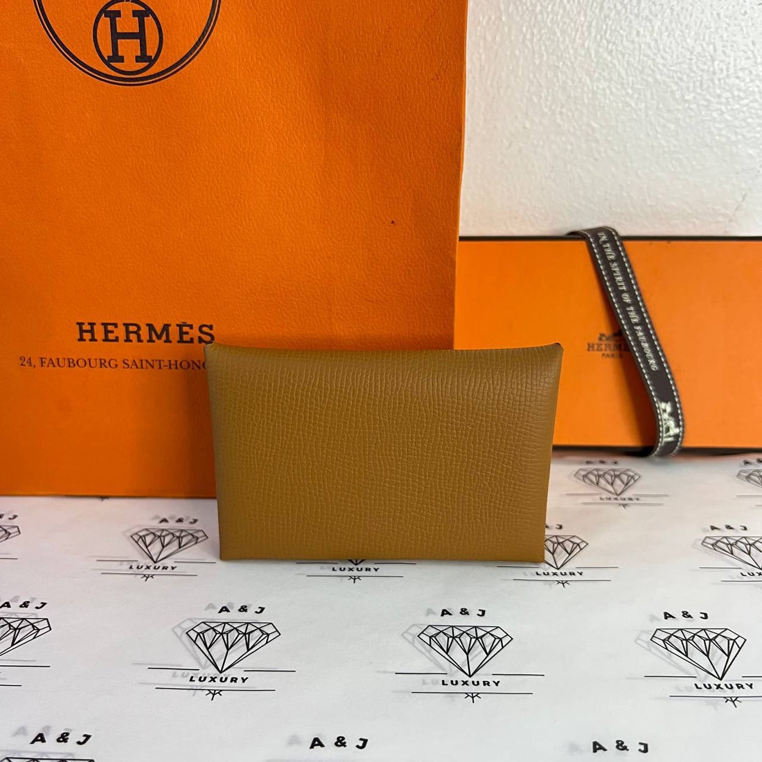 [BRAND NEW] Hermes Calvi in Gold Epsom Leather (Stamp W - 2024)