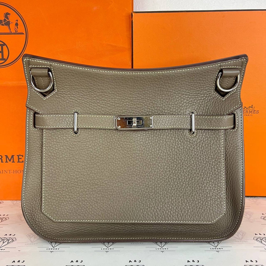 [PRE LOVED] Hermes Jypsiere 28 in Etoupe Clemence Leather PHW (Stamp Q Square - 2013)