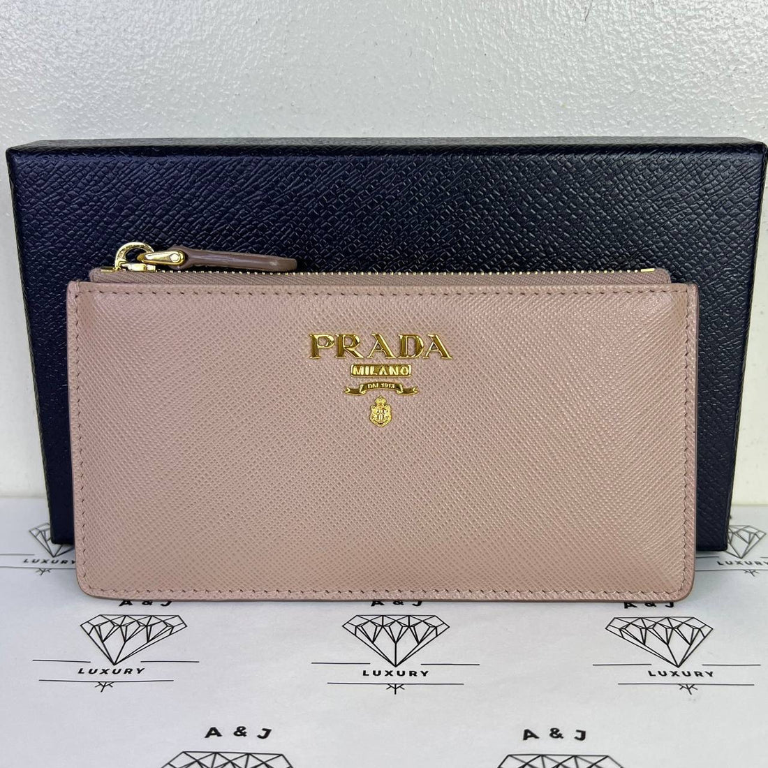 [PRE LOVED] Prada 1MC054 Zip Cardholder in Cipria Saffiano Leather GHW