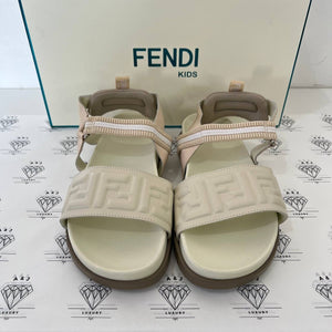 [PRE LOVED] Fendi Kids Sandals Logo Embossed in Size 35