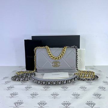 [PRE LOVED] Chanel C19 Wallet on Chain in Gray Lambskin Leather GHW (microchipped)