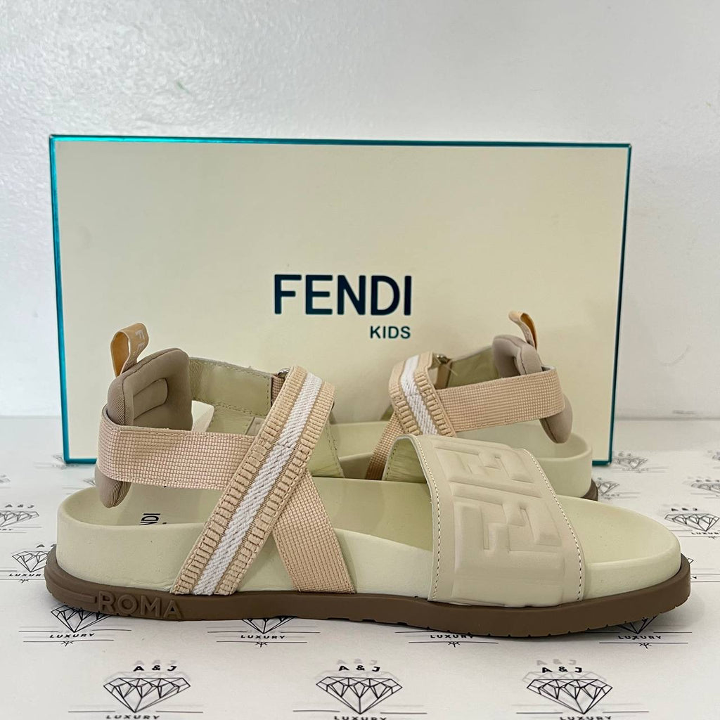 [PRE LOVED] Fendi Kids Sandals Logo Embossed in Size 35