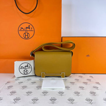 [PRE LOVED] Hermes Geta in Sesame Chevre Mysore Leather PHW (Stamp B - 2023)
