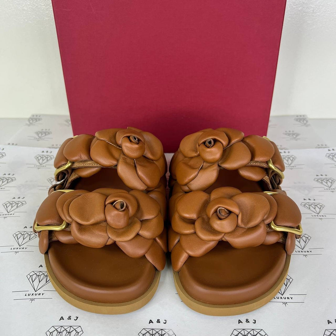 [PRE LOVED] Valentino Rose Leather Slide in Brown Size 36EU
