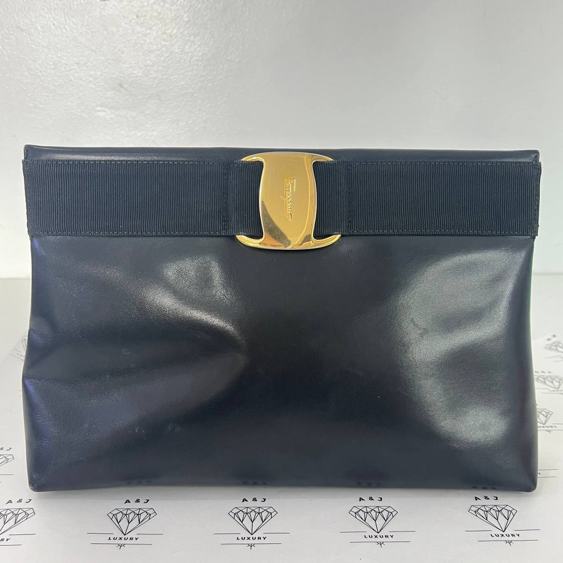 [PRE LOVED] Salvatore Ferragamo Bow Sling Bag in Black GHW