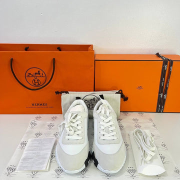 [BRAND NEW] Hermes Bouncing Sneakers in White and Black Size 38.5EU