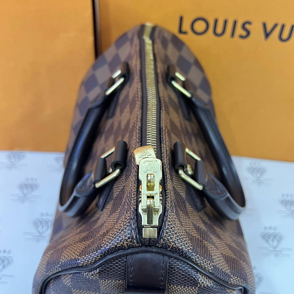 [PRE LOVED] Louis Vuitton Speedy Bandouliere 25 in Damier Ebene Canvass (CT3147)