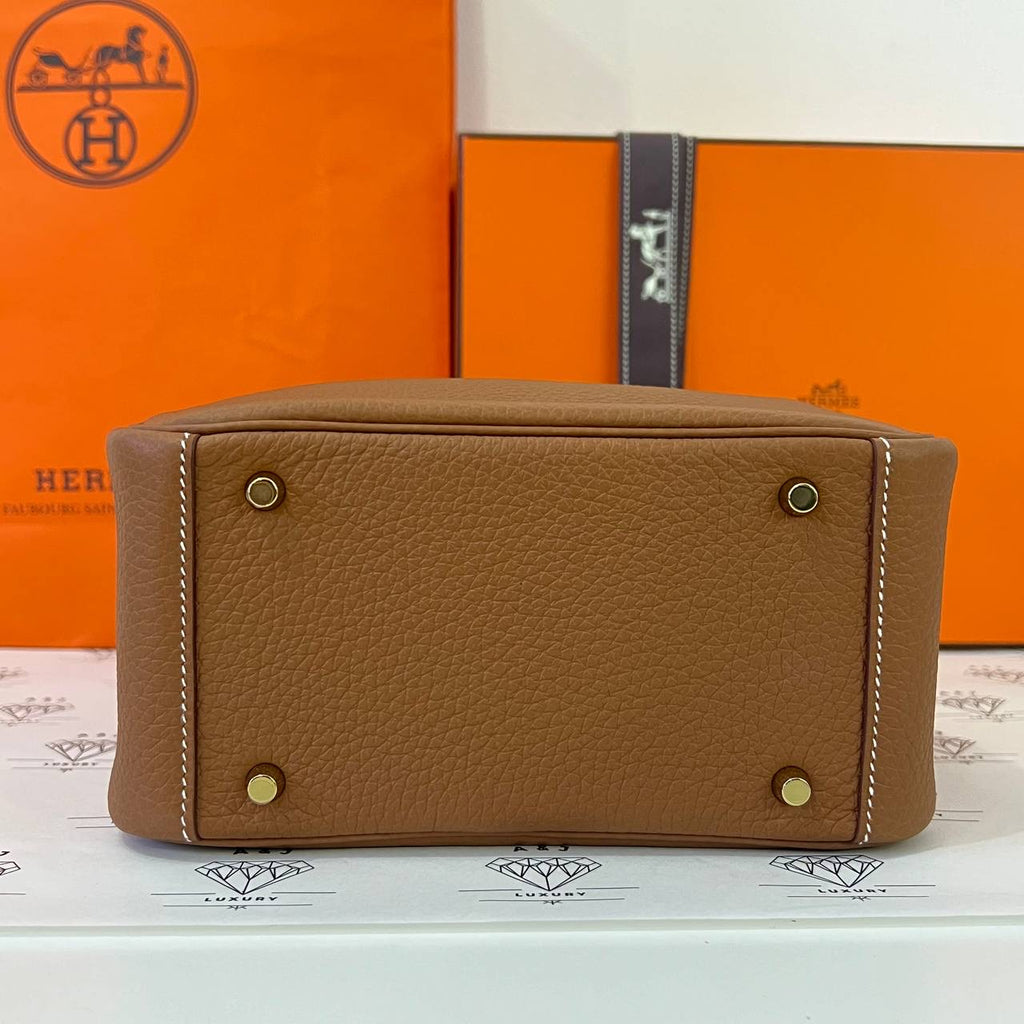 [BRAND NEW] Hermes Mini Lindy 19 in Gold Clemence Leather GHW (Stamp W - 2024)