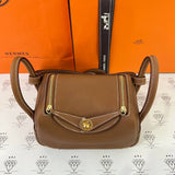 [BRAND NEW] Hermes Mini Lindy 19 in Gold Clemence Leather GHW (Stamp W - 2024)