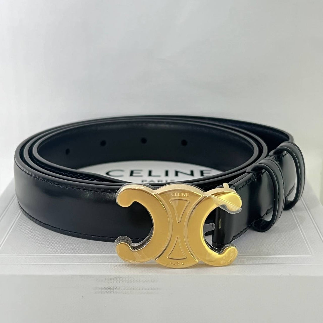 [BRAND NEW] Celine Medium Triomphe Belt in Black Size 100