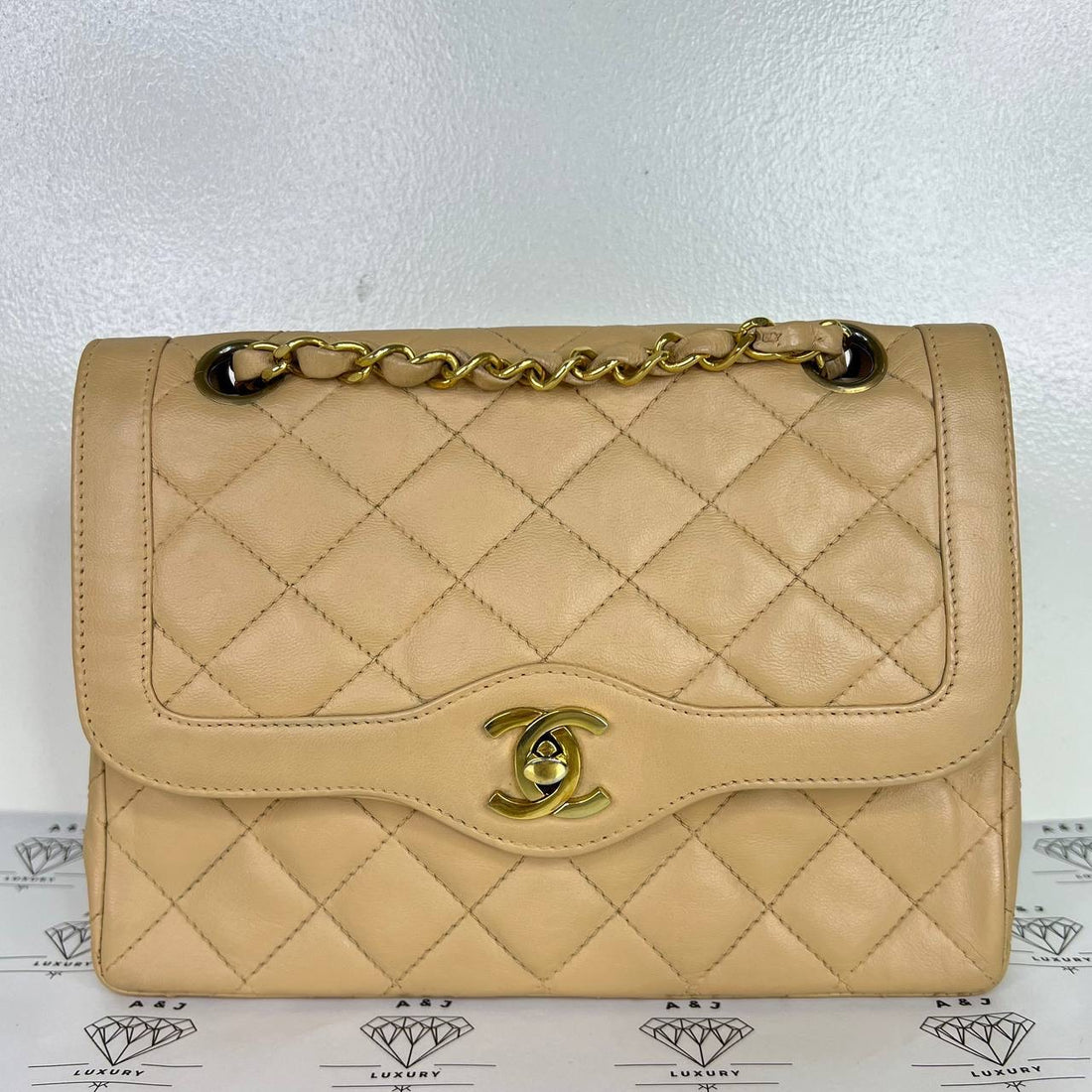 [PRE LOVED] Chanel Vintage Double Flap in Beige Lambskin GHW (Series 2)