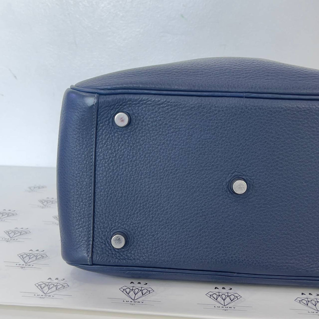 [PRE LOVED] Hermes Lindy 26 in Bleu Nuit Clemence Leather PHW (Stamp Square M - 2009)