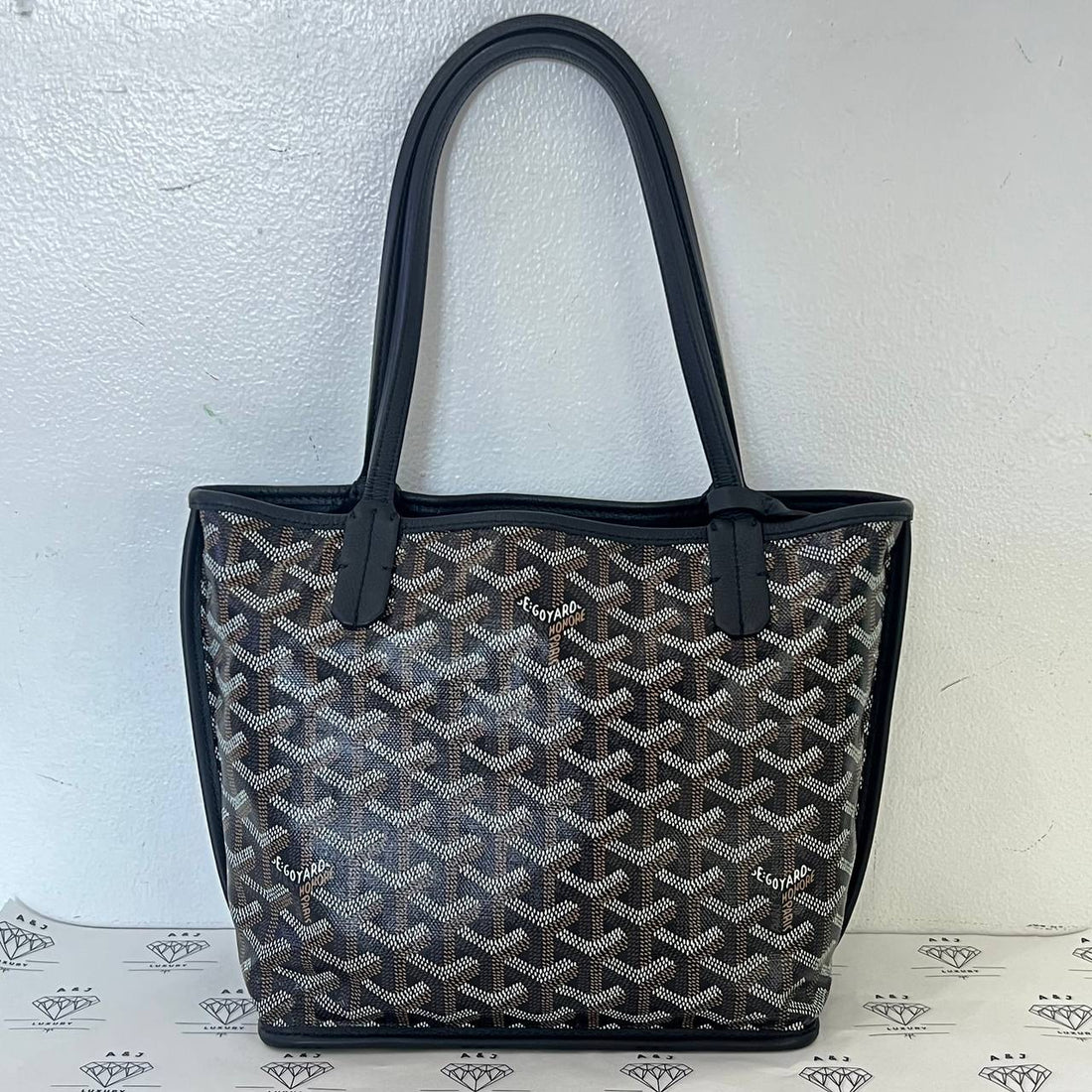 [PRE LOVED] Goyard Mini Anjou in Black (2022)