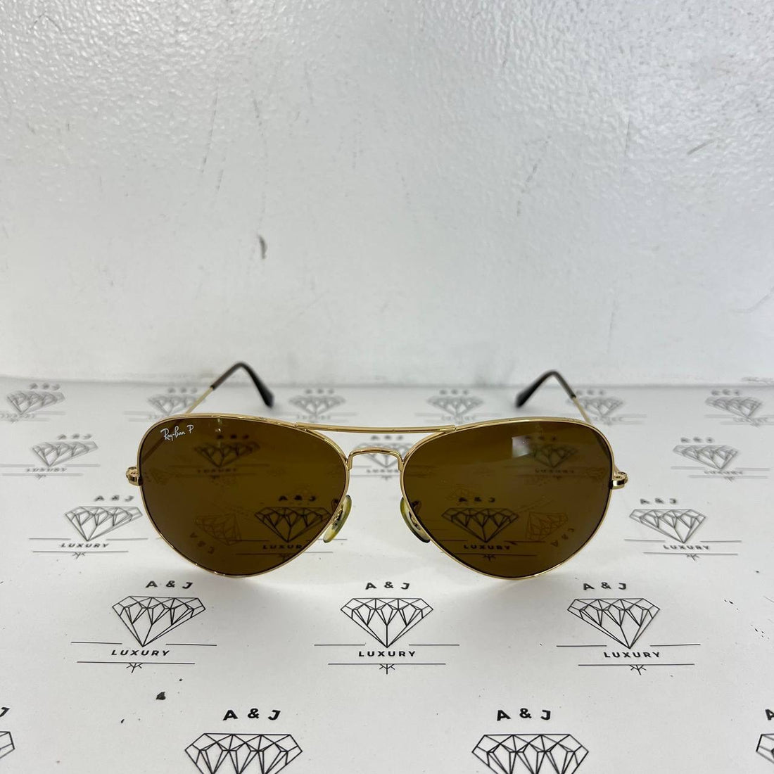[PRE LOVED] Ray-Ban RB3025 Large Metal Aviator Sunglasses in Gold