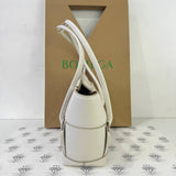 [PRE LOVED] Bottega Veneta Arco Tote in White Intrecciato Leather