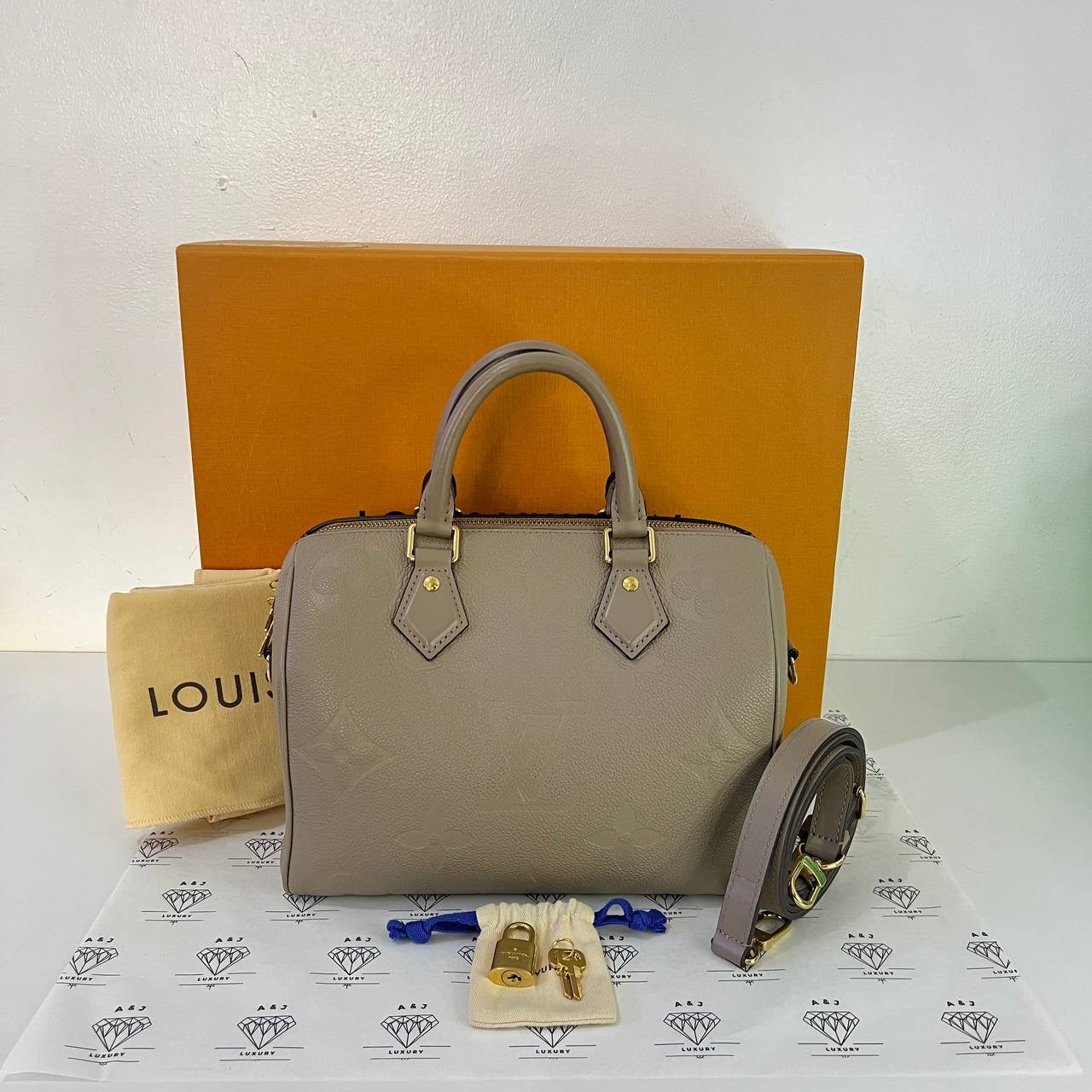 [PRE LOVED] Louis Vuitton Speedy Bandouliere 25 in Tourtelle Empreinte Leather GHW (microchipped)