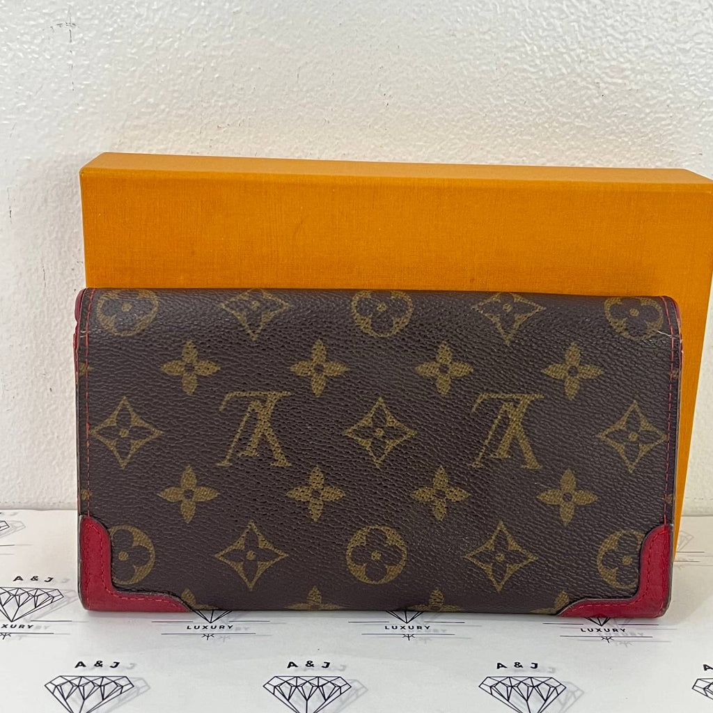 [PRE LOVED] Louis Vuitton Sarah Retiro Wallet in Monogram Canvass Red interior (MI2167)