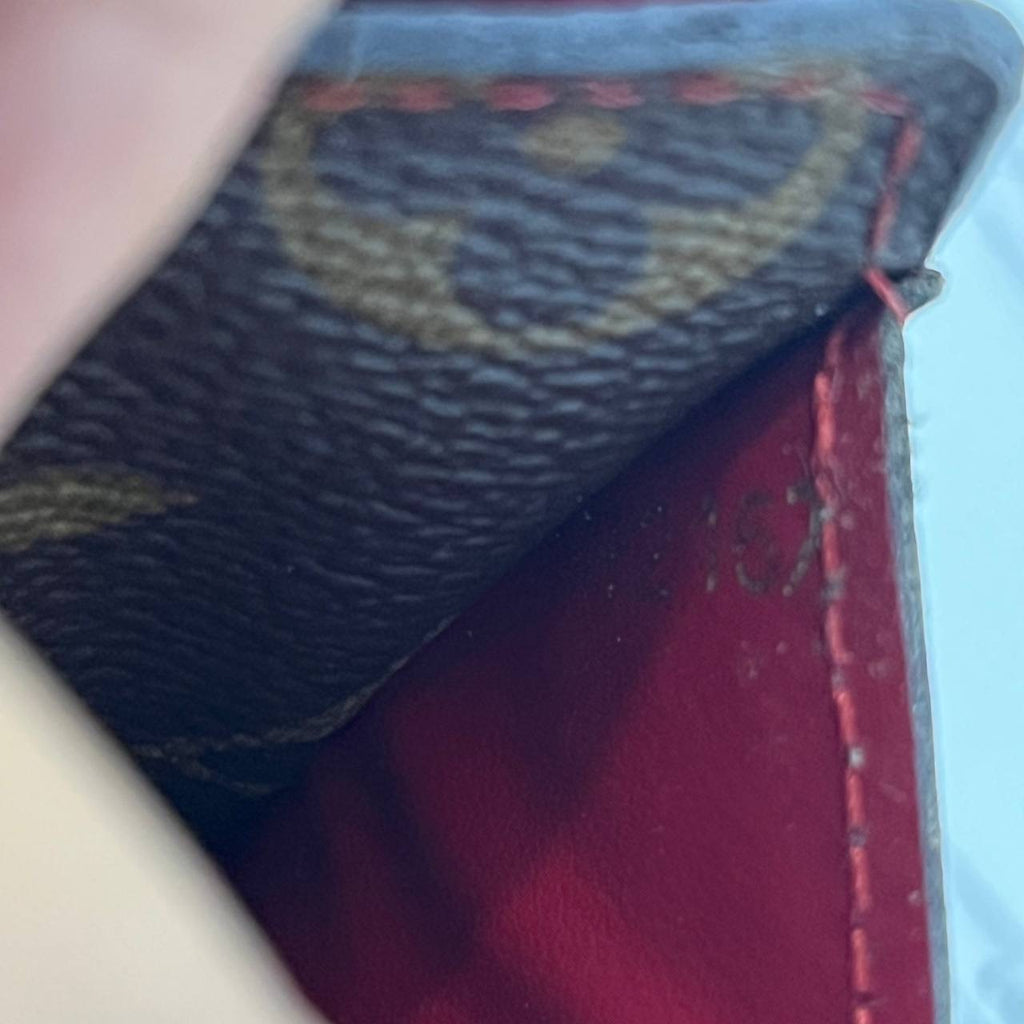 [PRE LOVED] Louis Vuitton Sarah Retiro Wallet in Monogram Canvass Red interior (MI2167)